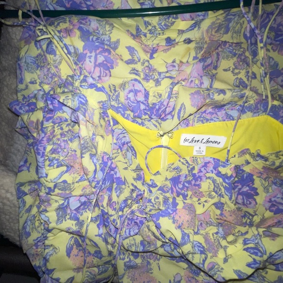 For love and lemons dress 🍋 - Picture 5 of 5